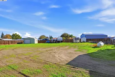 34724 Bernard Rd, Tracy, CA 95377 - Photo 57