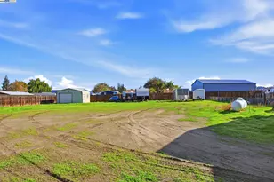 34724 Bernard Rd, Tracy, CA 95377 - Photo 57