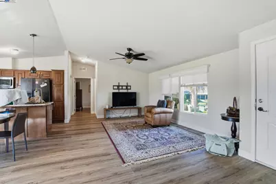 34724 Bernard Rd, Tracy, CA 95377 - Photo 13