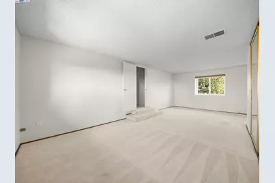 1800 Weir Dr, Hayward, CA 94541 - Photo 21