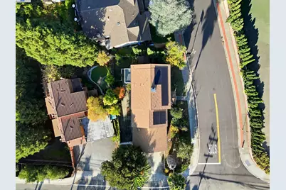 1800 Weir Dr, Hayward, CA 94541 - Photo 41