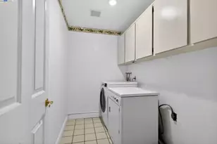 7210 Valley View Ct, Pleasanton, CA 94588 - Photo 29