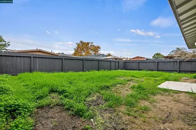 330 Warren Way, Pittsburg, CA 94565 - Photo 37