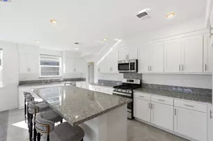 498 Trace Ln, Hayward, CA 94544 - Photo 27