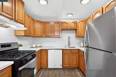 239 Jennifer Dr, San Pablo, CA 94806 - Photo 17