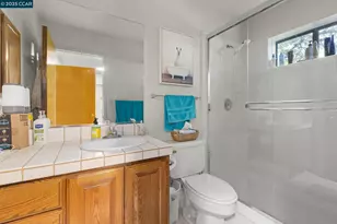 1383 Alvarado Rd, Berkeley, CA 94705 - Photo 37