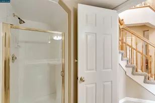 605 Barcelona Dr, Sonoma, CA 95476 - Photo 29