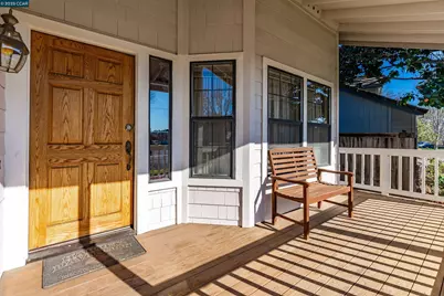 605 Barcelona Dr, Sonoma, CA 95476 - Photo 7