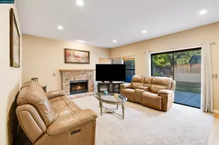 605 Barcelona Dr, Sonoma, CA 95476 - Photo 25