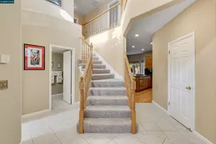 605 Barcelona Dr, Sonoma, CA 95476 - Photo 9