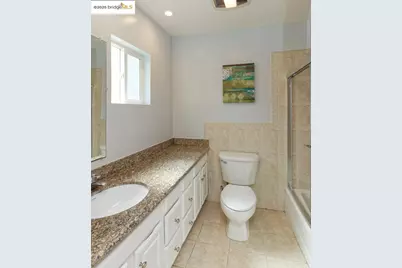 4251 Porter St, Oakland, CA 94619 - Photo 23
