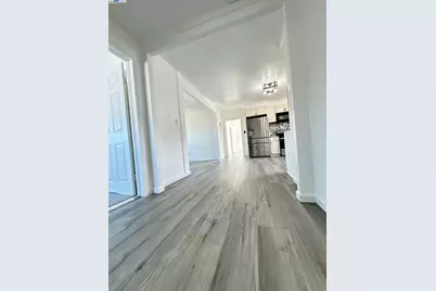 1725 96th Ave, Oakland, CA 94603 - Photo 5