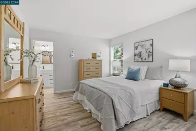 1520 Schenone Ct #7, Concord, CA 94521 - Photo 21