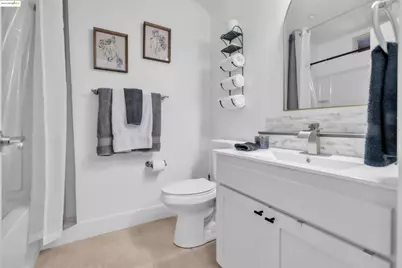 6020 Old Quarry Loop, Oakland, CA 94605 - Photo 9