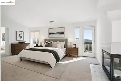 6857 Sunriver Ln, Vallejo, CA 94591 - Photo 7