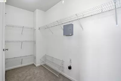 6857 Sunriver Ln, Vallejo, CA 94591 - Photo 35