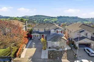 6857 Sunriver Ln, Vallejo, CA 94591 - Photo 3