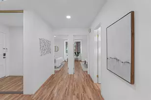 505 Cypress Point Dr, Mountain View, CA 94043 - Photo 15