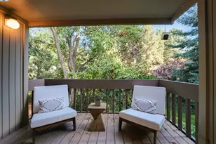 505 Cypress Point Dr, Mountain View, CA 94043 - Photo 51