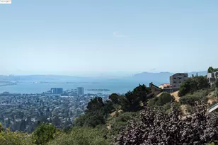 1881 Grand View Dr, Oakland, CA 94618 - Photo 37