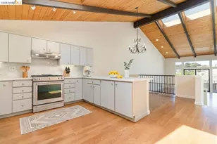 1881 Grand View Dr, Oakland, CA 94618 - Photo 15