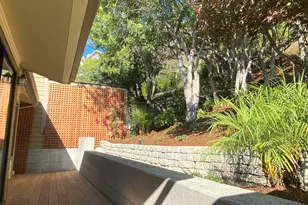 1881 Grand View Dr, Oakland, CA 94618 - Photo 17