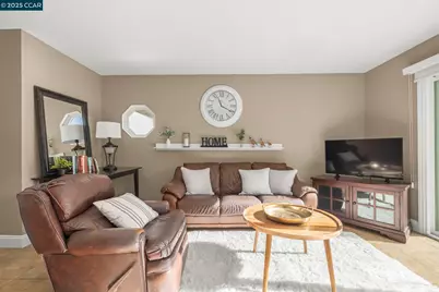 41 Mt Shasta Pl, Clayton, CA 94517 - Photo 15