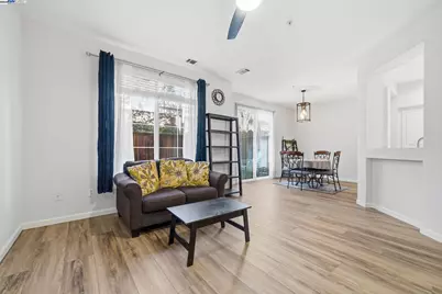 10856 Glengarry Lane, Dublin, CA 94568 - Photo 7