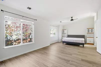 10856 Glengarry Lane, Dublin, CA 94568 - Photo 13