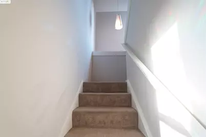 407 Vista Heights Rd, El Cerrito, CA 94530 - Photo 27