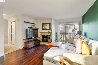 407 Vista Heights Rd, El Cerrito, CA 94530 - Photo 17