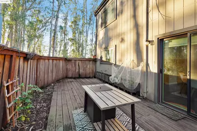 407 Vista Heights Rd, El Cerrito, CA 94530 - Photo 23