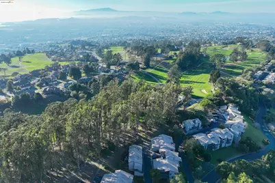 407 Vista Heights Rd, El Cerrito, CA 94530 - Photo 47