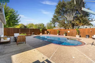 2941 Crawford St, Concord, CA 94518 - Photo 23