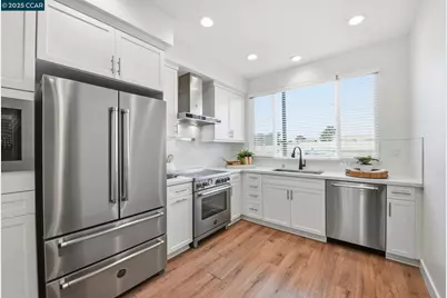 967 24th Street, Oakland, CA 94607 - Photo 15