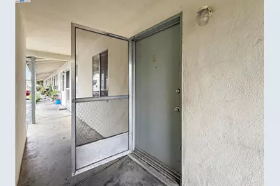 2225 Luz Ave, San Jose, CA 95116 - Photo 3