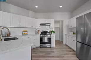 5109 Napa Shore Dr, Fairfield, CA 94534 - Photo 9