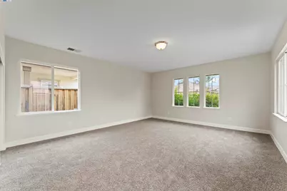 204 Daylily Ln, Patterson, CA 95363 - Photo 19