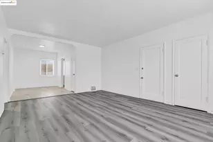 5492 Ruth Ave, Oakland, CA 94601 - Photo 9