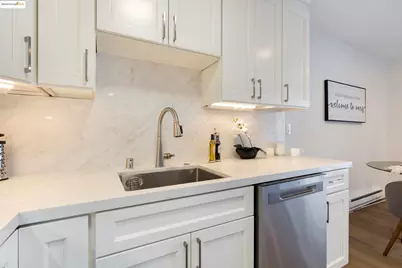 2 Anchor #F497, Emeryville, CA 94608 - Photo 9