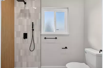 312 Lance Dr, Vacaville, CA 95687 - Photo 25