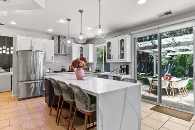 192 Mayhew Way, Walnut Creek, CA 94597 - Photo 7