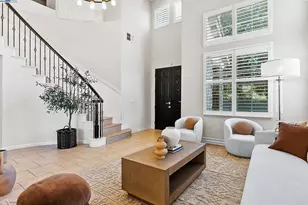 192 Mayhew Way, Walnut Creek, CA 94597 - Photo 3