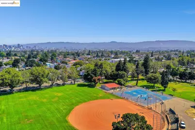 1220 9th St, Alameda, CA 94501 - Photo 19