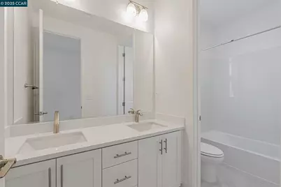 16166 Poulson Street, Lathrop, CA 95330 - Photo 41