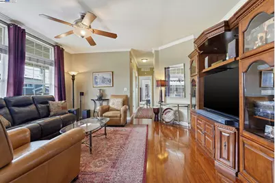 29413 Sandburg Way, Hayward, CA 94544 - Photo 9