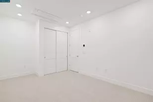 1102 Althea Ter, Sunnyvale, CA 94086 - Photo 21