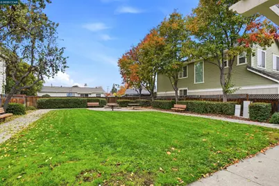 1312 Tapestry, Concord, CA 94620 - Photo 31