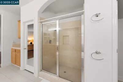 995 Rosehedge Ct, Concord, CA 94521 - Photo 37