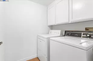 303 Del Monte Way, Pinole, CA 94564 - Photo 17